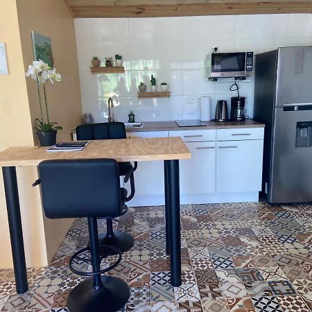 Cozy Studio With Private Spa Oranjestad Eksteriør billede