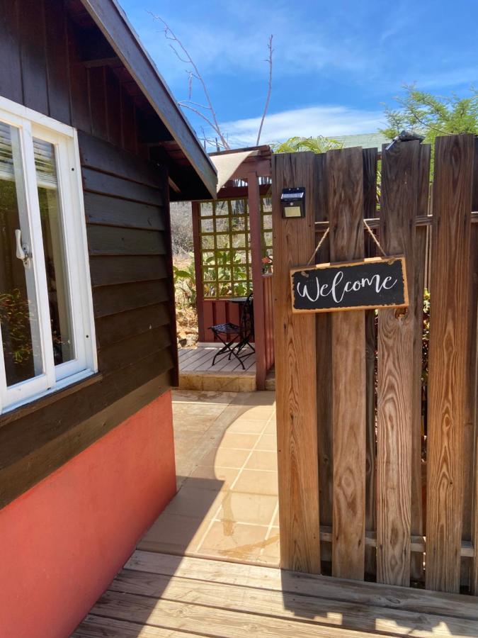 Cozy Studio With Private Spa Oranjestad Eksteriør billede