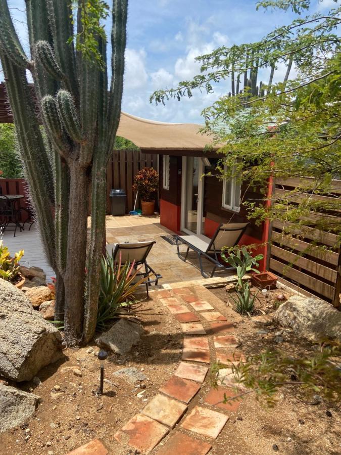 Cozy Studio With Private Spa Oranjestad Eksteriør billede