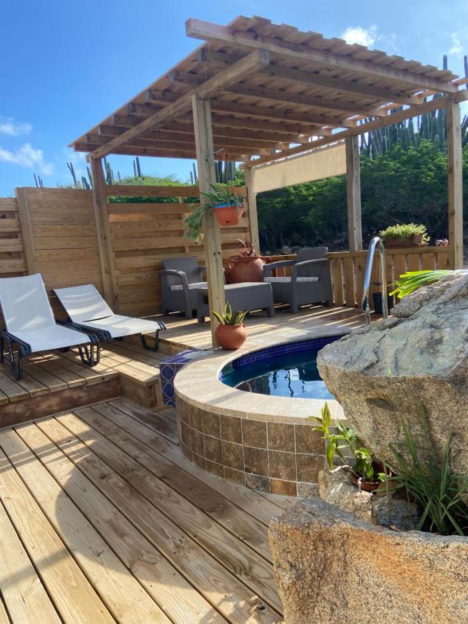 Cozy Studio With Private Spa Oranjestad Eksteriør billede