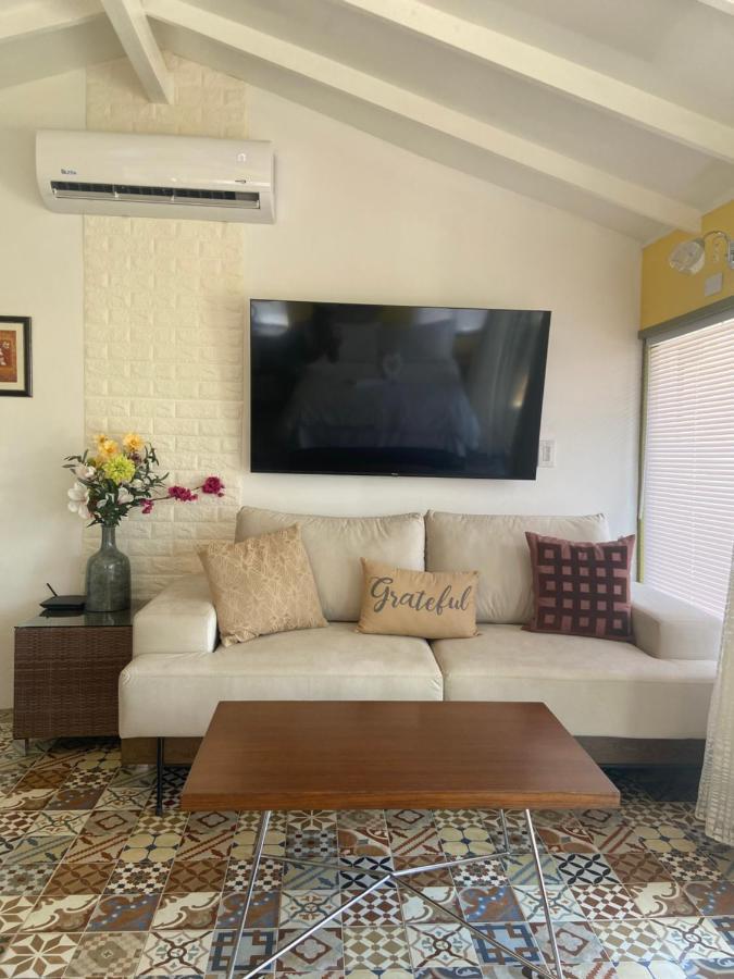 Cozy Studio With Private Spa Oranjestad Eksteriør billede